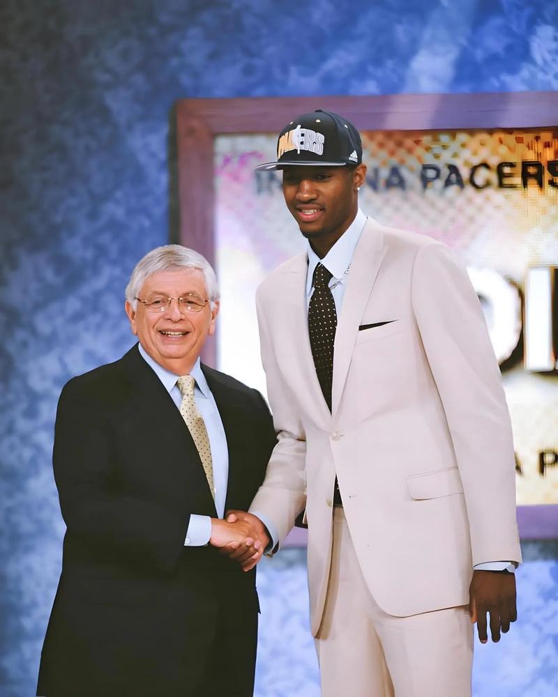 队记：莫兰特符合开拓者的快节奏打法，可用亨德森或夏普交易（队记者：莫兰特契合开拓者快节奏体系，或以亨德森／夏普为交易筹码）