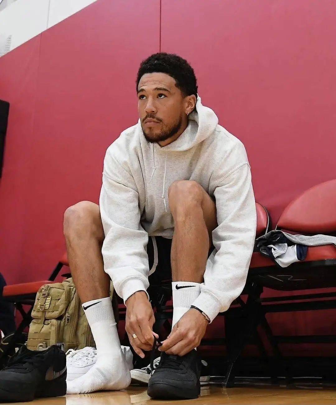 陈婉婷：家门口拿全运金牌意义大，内地女性退役不执教很可惜（陈婉婷：主场夺全运金牌意义非凡，内地女运动员退役不从教太可惜）