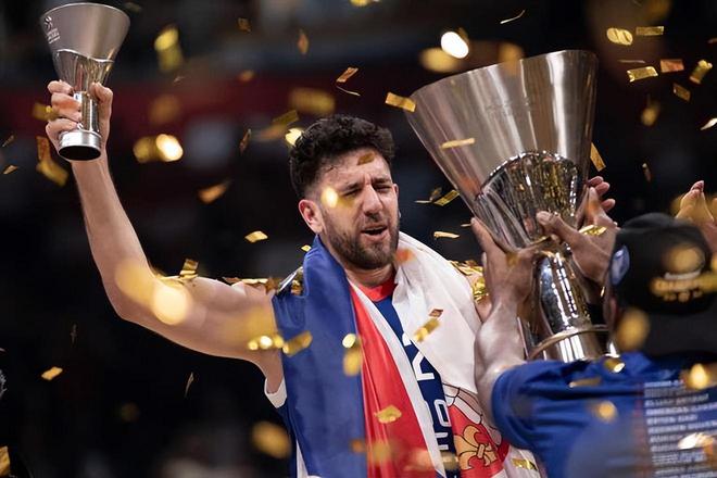 国米近8场对西班牙球队仅1负，近18场欧冠小组赛／联赛也仅1负（国米近8战西班牙球队仅负1场，近18场欧冠小组赛与联赛同样仅败一役）