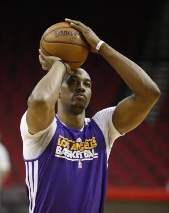 打入制胜球，达尼洛成历史首位两夺欧冠+两夺解放者杯的球员（绝杀制胜，达尼洛成史上首位欧冠与解放者杯各两夺的球员）