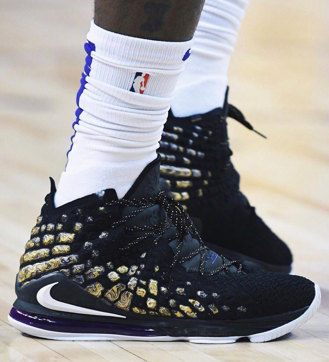 科莫总监：除为帕斯提供比赛与成长环境，我不知道还能做什么（科莫总监：除提供比赛与成长机会外，我别无他法）