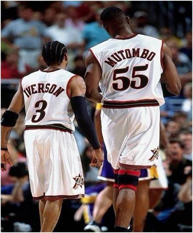 有些差距，肉眼就能看出来（差距一目了然）